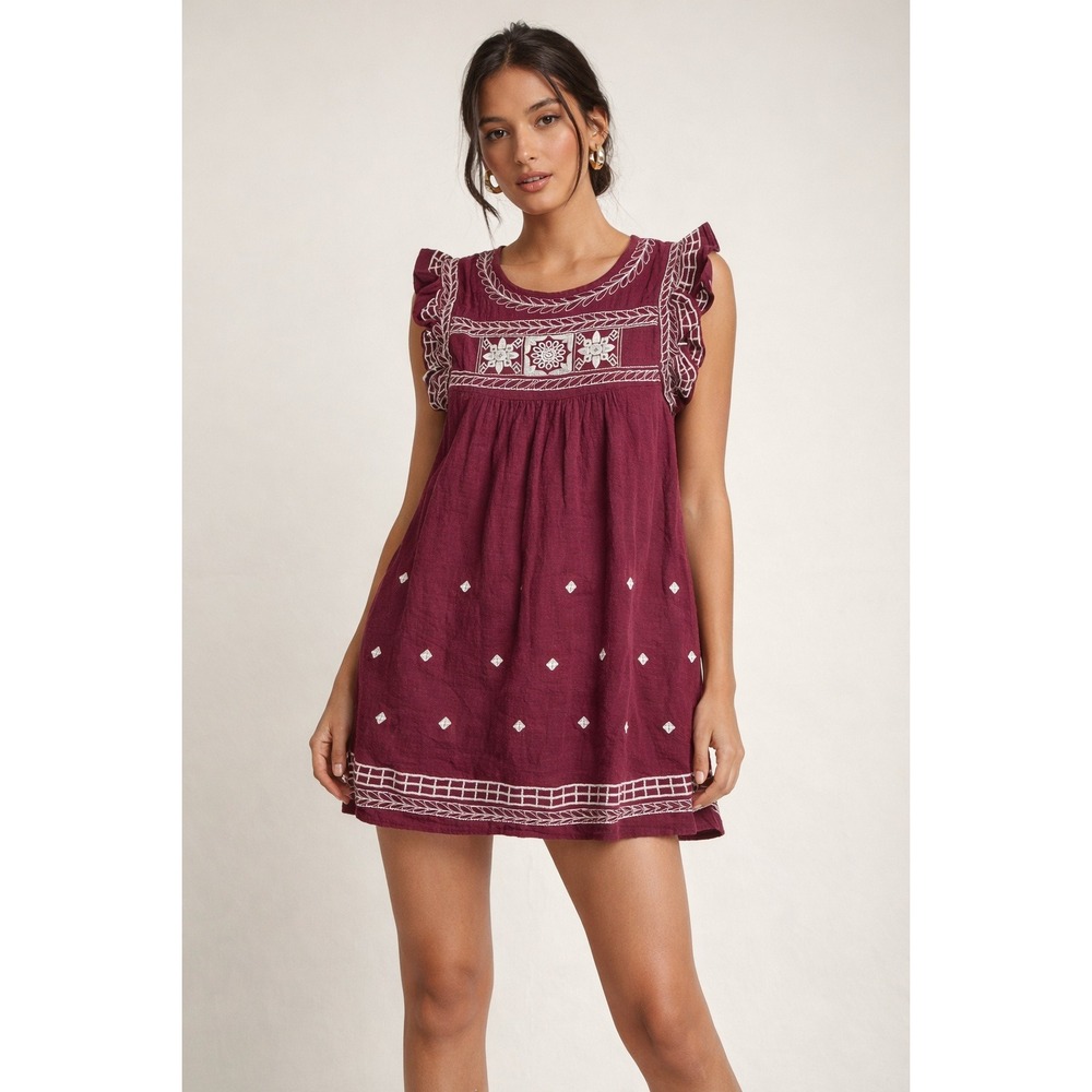 En Creme Mini‎ Dress Size Medium Plum Purple Embroidered Boho Ruffle Cap